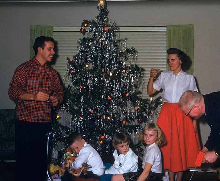 0330-Christmas1955, random Vicar, Richard, Judy, Marcia, Betty, Amos.jpg - A Vicar, Richard, Judy, Marcia, Betty, and Amos.  Locust Street, Denver.